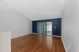3205 Laurel Dale Dr, Tampa, FL 33618 - Photo 6