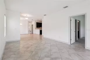 1177 Trappers Trail Loop, Davenport, FL 33896 - Photo 6
