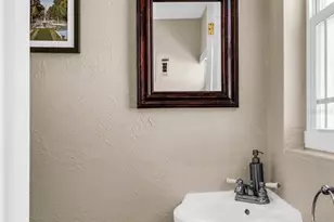 1215 Delaney Park Dr, Orlando, FL 32806 - Photo 24