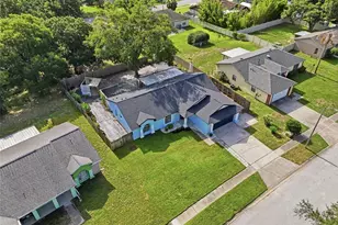 15617 Kensington Trail, Clermont, FL 34711 - Photo 2