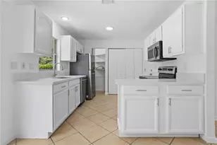 1921 Bonneville Dr, Orlando, FL 32826 - Photo 6
