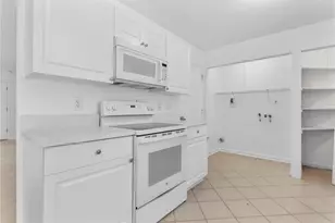 1921 Bonneville Dr, Orlando, FL 32826 - Photo 20