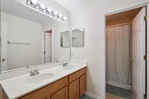 2589 Corbyton Ct, Orlando, FL 32828 - Photo 16