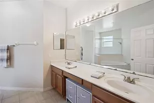 2589 Corbyton Ct, Orlando, FL 32828 - Photo 10