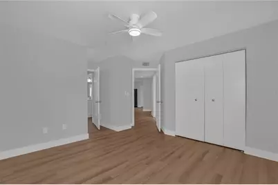 7300 Westpointe Boulevard #717, Orlando, FL 32835 - Photo 22