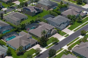 13624 Larsen Ln, Winter Garden, FL 34787 - Photo 2