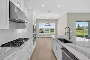 998 Tassleflower Trl, Saint Cloud, FL 34771 - Photo 6