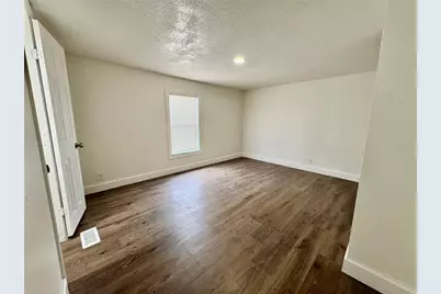 112 Laureti Lane, Lake Wales, FL 33898 - Photo 6