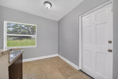 4001 Monarch Drive, Orlando, FL 32812 - Photo 8