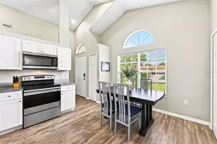 2911 Malcolm Dr, Deltona, FL 32738 - Photo 4