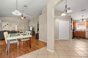 11130 Pinewood Cove Ln, Orlando, FL 32817 - Photo 4