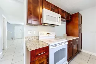 1604 Little Falls Cir, Orlando, FL 32807 - Photo 10