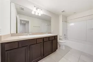 1096 Pavia Dr, Apopka, FL 32703 - Photo 10