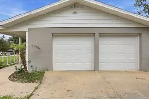 314 E Sunset St, Groveland, FL 34736 - Photo 4