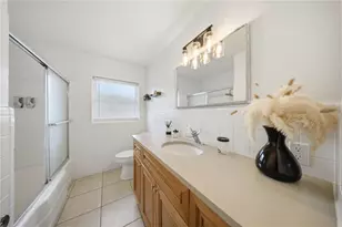 314 E Sunset St, Groveland, FL 34736 - Photo 14