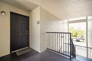 7511 Seurat St, Orlando, FL 32819 - Photo 2