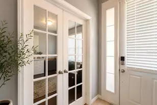 5169 Dove Tree St, Orlando, FL 32811 - Photo 2
