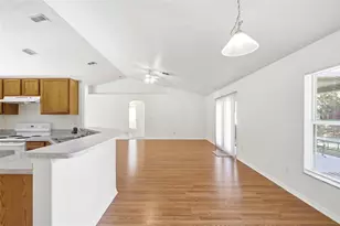 10320 Vista Pines Loop, Clermont, FL 34711 - Photo 6