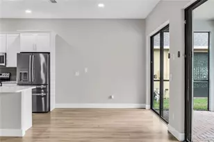 563 Lake Davenport Cir, Davenport, FL 33837 - Photo 6