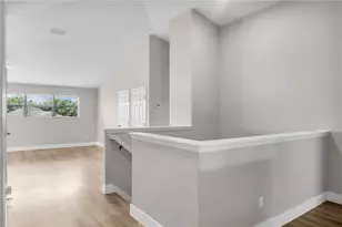 563 Lake Davenport Cir, Davenport, FL 33837 - Photo 16