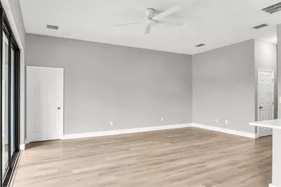 563 Lake Davenport Circle, Davenport, FL 33837 - Photo 12