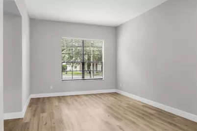 563 Lake Davenport Circle, Davenport, FL 33837 - Photo 16