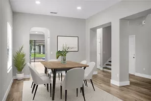 563 Lake Davenport Cir, Davenport, FL 33837 - Photo 10