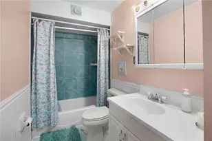 1001 Pine Isle Ln, Naples, FL 34112 - Photo 8