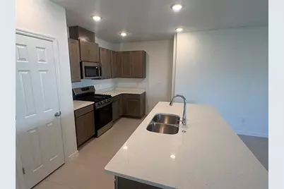 6985 Broad Wing Loop, Howey in the Hills, FL 34737 - Photo 2
