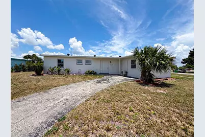 21530 Glendale Avenue, Port Charlotte, FL 33952 - Photo 1