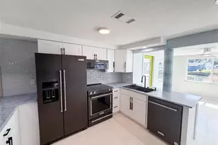 13638 Evelane Dr, Hudson, FL 34667 - Photo 2