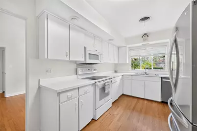 2406 Shoreham Road, Orlando, FL 32803 - Photo 10