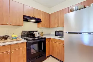 202 E South St, Orlando, FL 32801 - Photo 4