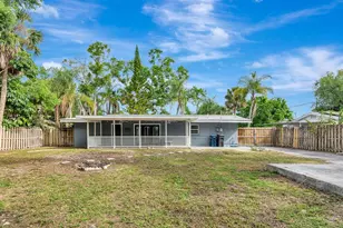 2510 51st Ave Terrace W, Bradenton, FL 34207 - Photo 2