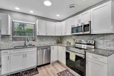 2510 51st Avenue Terrace W, Bradenton, FL 34207 - Photo 20