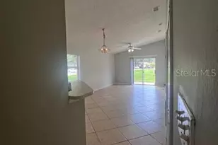 9618 Rivers Bend Ct, Orlando, FL 32825 - Photo 2