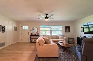 2513 Orange Tree Dr, Edgewater, FL 32141 - Photo 12