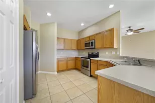 243 Wildflower Rd, Davenport, FL 33837 - Photo 4