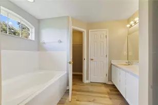 437 Jay Ct, Poinciana, FL 34759 - Photo 12