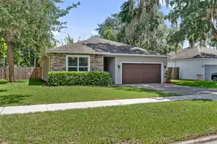 504 E 14th St, Sanford, FL 32771 - Photo 2