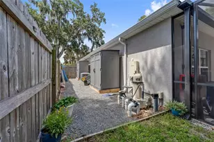 504 E 14th St, Sanford, FL 32771 - Photo 30