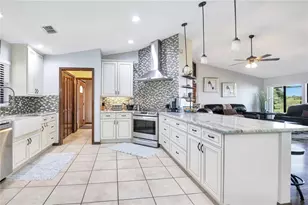 884 W Lake Holden Point, Orlando, FL 32805 - Photo 14