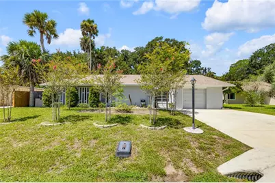 19 Crompton Place, Palm Coast, FL 32137 - Photo 1