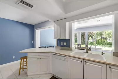 19 Crompton Place, Palm Coast, FL 32137 - Photo 12