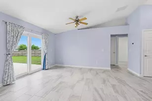 1233 Merrimack Dr, Davenport, FL 33837 - Photo 4