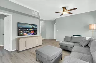 2632 Robert Trent Jones Dr, Orlando, FL 32835 - Photo 8