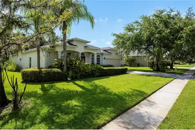 3192 Waterbridge Lane, Kissimmee, FL 34744 - Photo 2