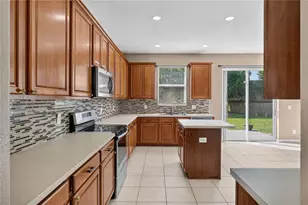 223 Largovista Dr, Oakland, FL 34787 - Photo 10