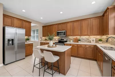 223 Largovista Dr., Oakland, FL 34787 - Photo 4