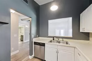 215 Arbor Cir, Sanford, FL 32773 - Photo 12